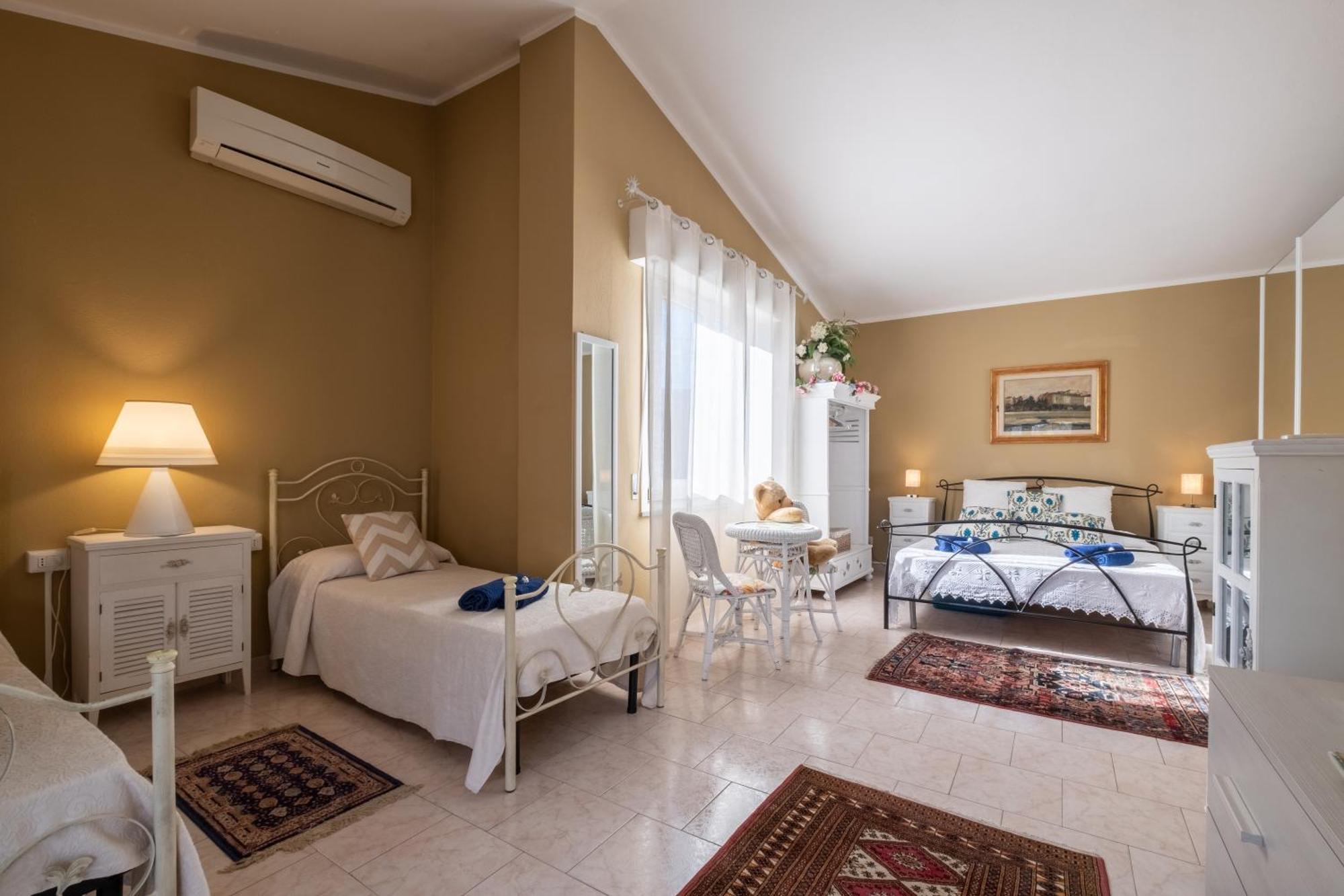 Elegante Villa Lu' Centro Citta A 10 Minuti Dal Mare Cagliari Dış mekan fotoğraf